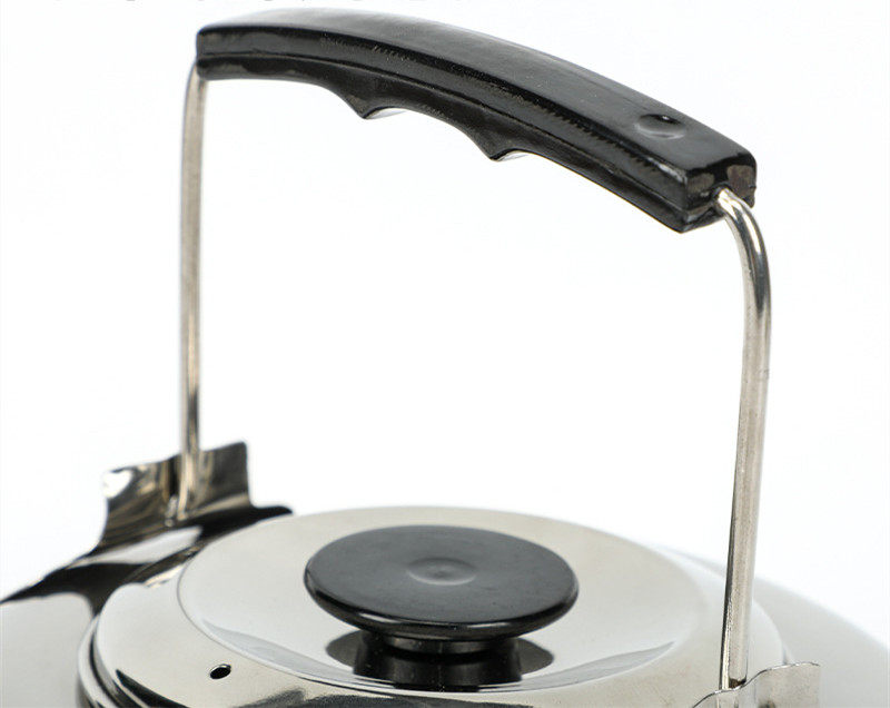 Outdoor portable folding kettle