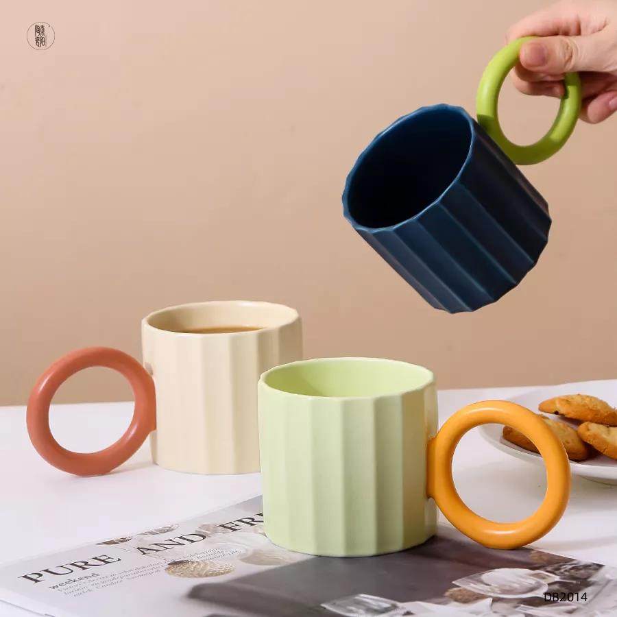 customizable stripe gift mug cup fancy ceramic coffee mugs with big handle|260ml