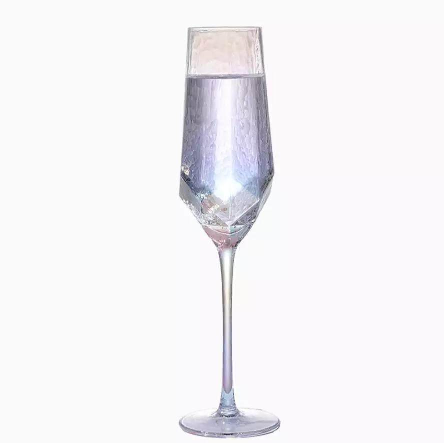 A set of two champagne glasses for an amazing wedding toast|200 ml