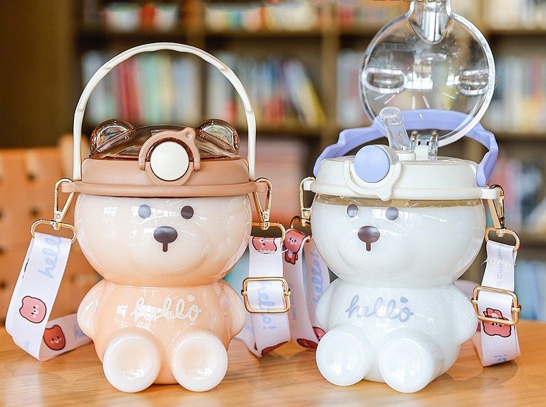 Cute little bear children's water cup factory high-looking large-capacity straw cup|1000ml